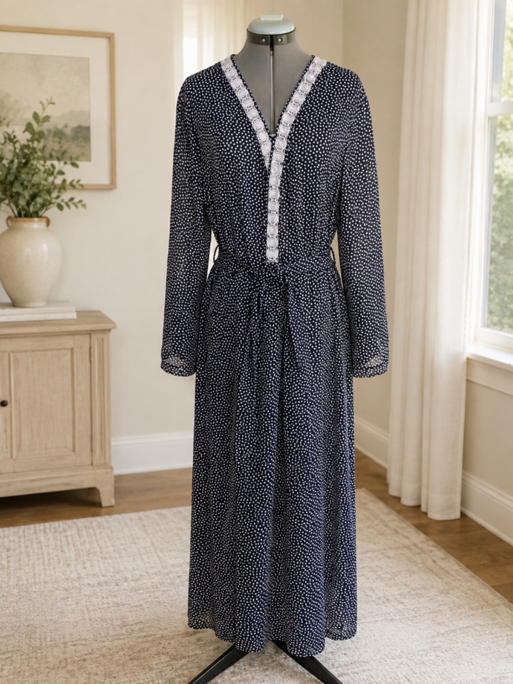 Valentino (Neiman Marcus) navy/white polkadot /lace trim maxi robe